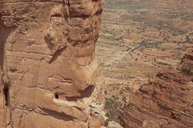 2 days Tigray Church - Day 2: a sunrise hot-air balloon over the Gheralta rocks