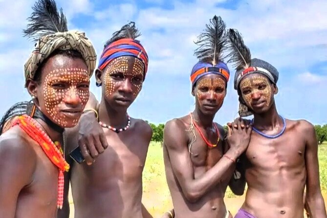 9 days Omo Valley Tribes and Photography Tour - Jinka arrival: Ari tribe village time and a better start than driving the whole way