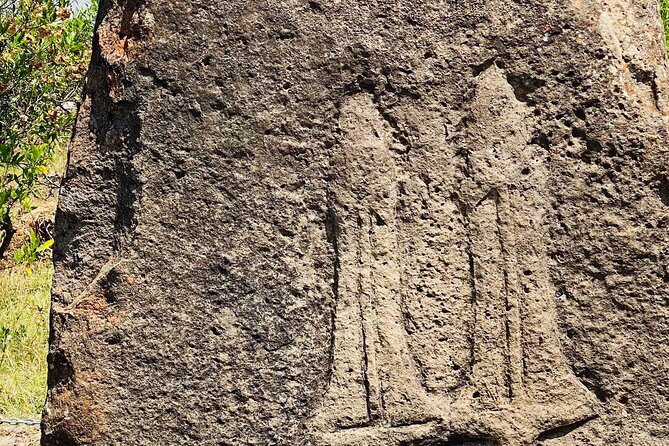 Day Trip to Adadi Rock and Tiya Archeological Excursion - Lunch, snacks, bottled water, and Ethiopian coffee/tea breaks