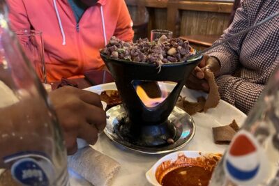 Go wheretheLocalsgo, Eatwhat thelocalseat!open Market&More Tours