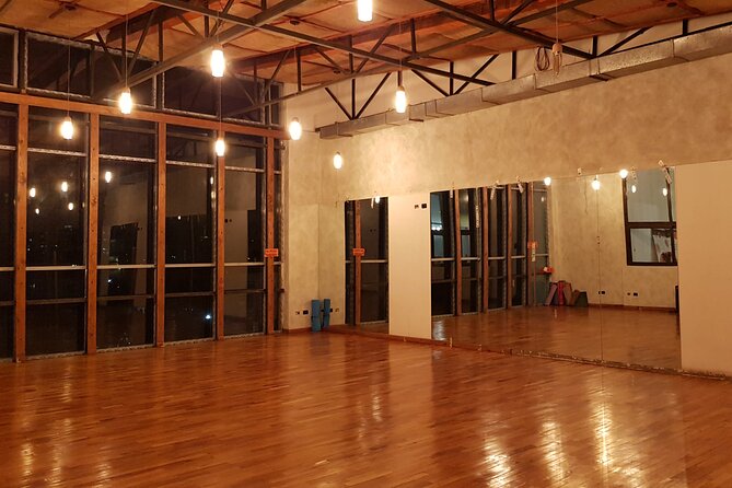 Latin Dance Class - Your 1-Hour Lesson: What the Evening Feels Like