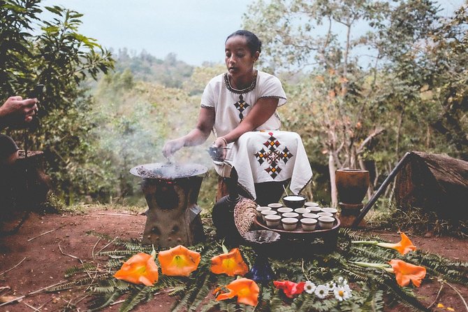 Local Ethiopian Food Tour - Stop 1 in Addis Ababa: Atlas Neighborhood Start and a Vegetarian Welcome