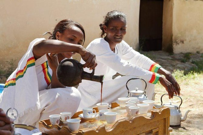 Local Ethiopian Food Tour - The Most Famous Meat House Moment: Beef Tasting and the Flavor Shift