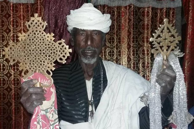 Tour 11 monolithic rock churches & museum in Lalibela & cave church with mummies - Quick practical tips so your visit stays enjoyable