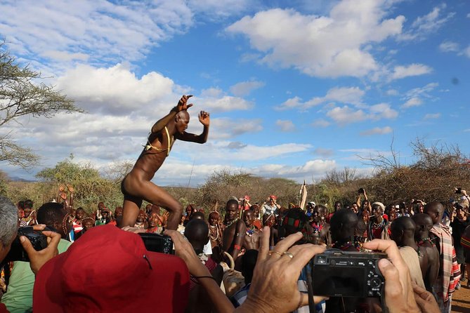 Tribes of the Ethiopian Omo Valley – 9 Day Tour - Lake Chamo and the Dorze house, a rare mix of wildlife and daily life